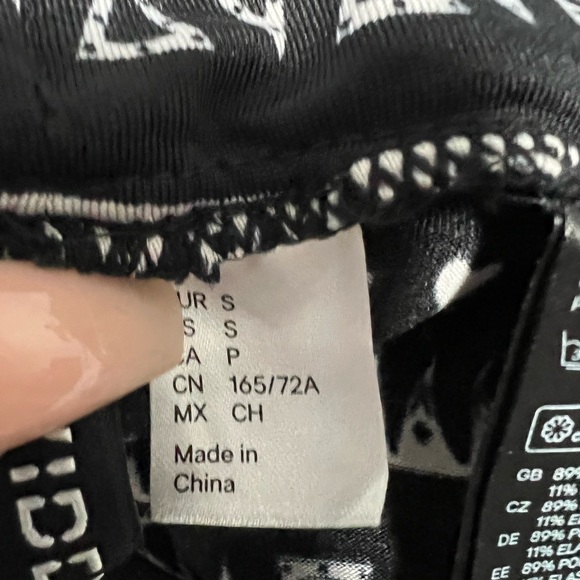 “Motown” H&M Stretch Leggings. Size S. Great Stretch & Fit! - Picture 6 of 7